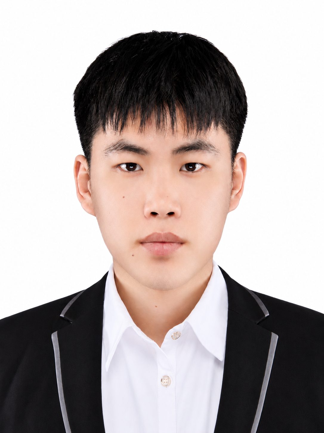 顾一丁证件照